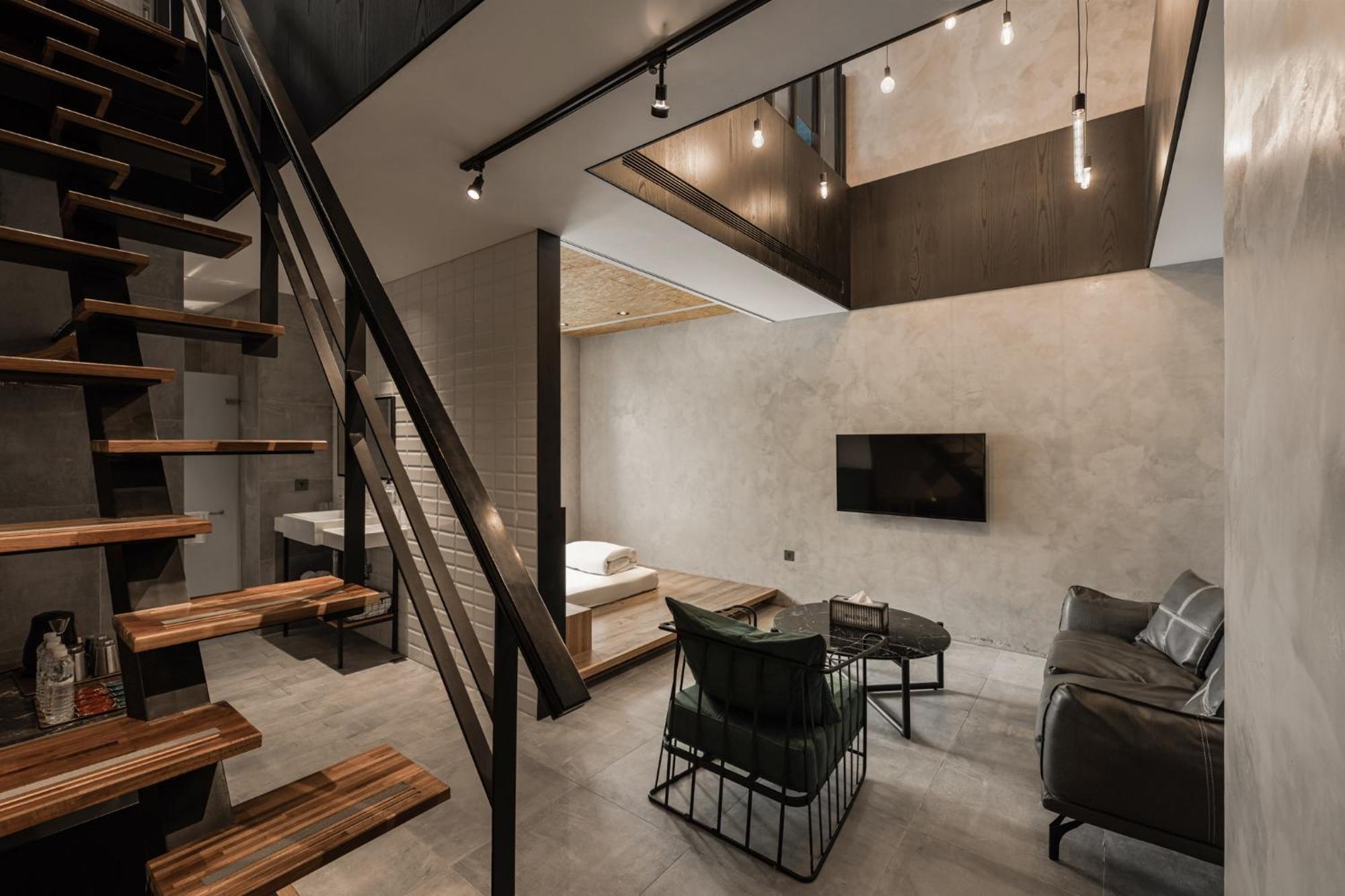Hotel Leisure 台南行旅-巷弄潮旅 Zewnętrze zdjęcie