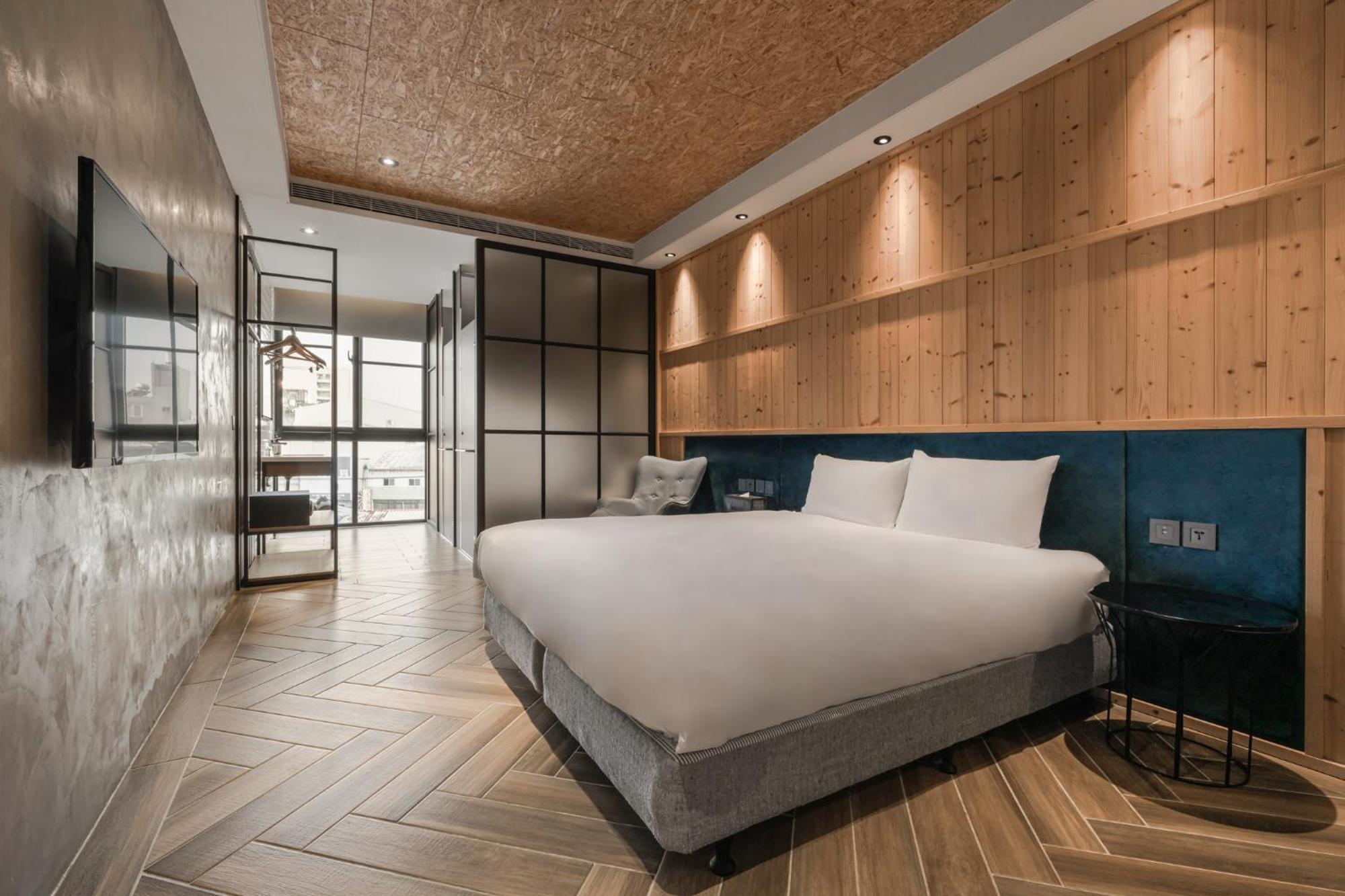 Hotel Leisure 台南行旅-巷弄潮旅 Zewnętrze zdjęcie