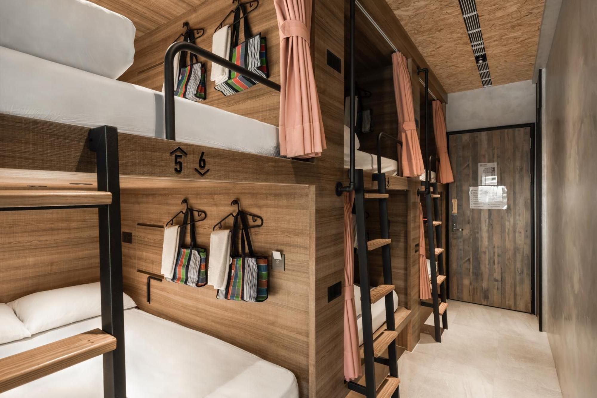 Hotel Leisure 台南行旅-巷弄潮旅 Zewnętrze zdjęcie