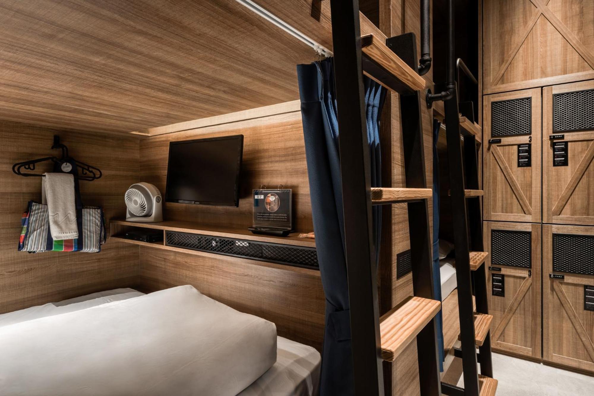 Hotel Leisure 台南行旅-巷弄潮旅 Zewnętrze zdjęcie